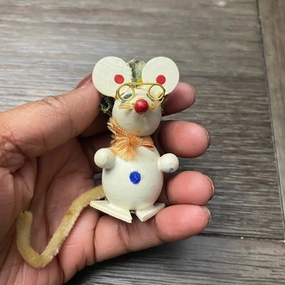 White Red Wood Mouse w Glasses & bonnet Christmas Tree Ornament